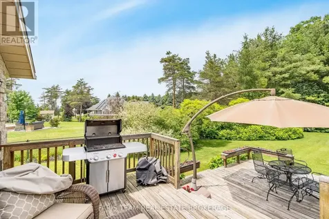 5 Blake Court Wasaga Beach ON L9Z 1R8