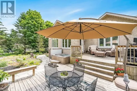 5 Blake Court Wasaga Beach ON L9Z 1R8