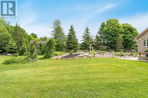 5 Blake Court Wasaga Beach ON L9Z 1R8
