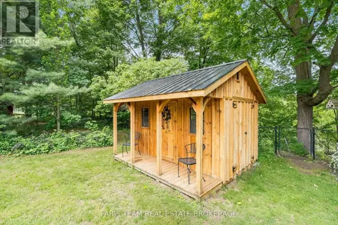 5 Blake Court Wasaga Beach ON L9Z 1R8