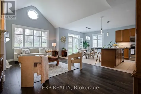 8 Clubhouse Drive Collingwood ON L9Y 4Z6