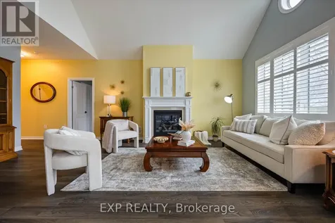8 Clubhouse Drive Collingwood ON L9Y 4Z6