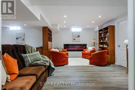 8 Clubhouse Drive Collingwood ON L9Y 4Z6