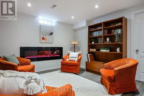 8 Clubhouse Drive Collingwood ON L9Y 4Z6