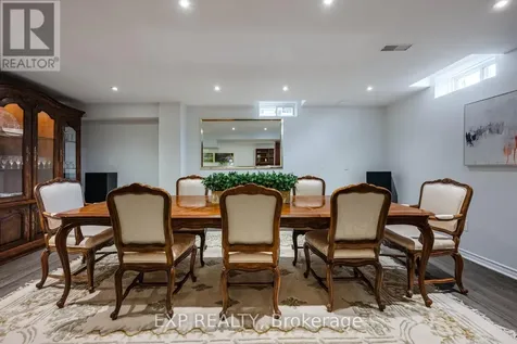 8 Clubhouse Drive Collingwood ON L9Y 4Z6