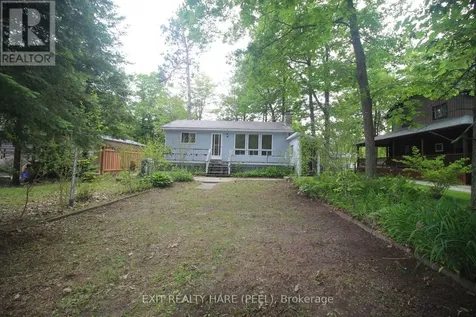 126 Woodward Drive Tiny ON L0L 2J0