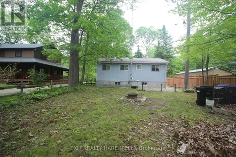 126 Woodward Drive Tiny ON L0L 2J0