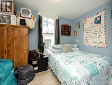128 West Street Chatham ON N7M 2R6