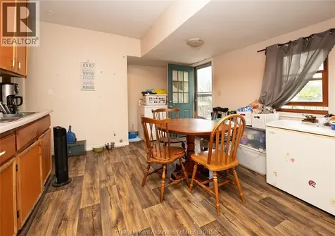 128 West Street Chatham ON N7M 2R6