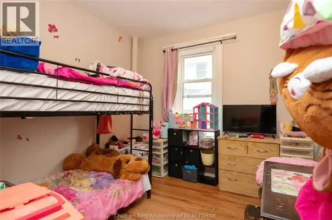 128 West Street Chatham ON N7M 2R6