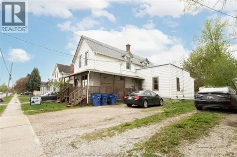 128 West Street Chatham ON N7M 2R6
