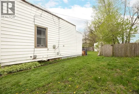128 West Street Chatham ON N7M 2R6