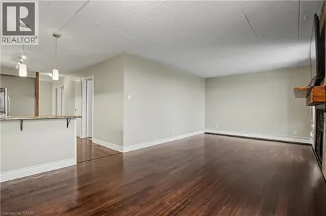 63 Conroy Crescent Guelph ON N1G 2V5