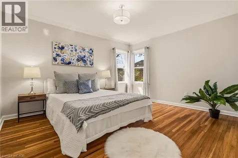 31 Cameron Avenue Dundas ON L9H 1P6
