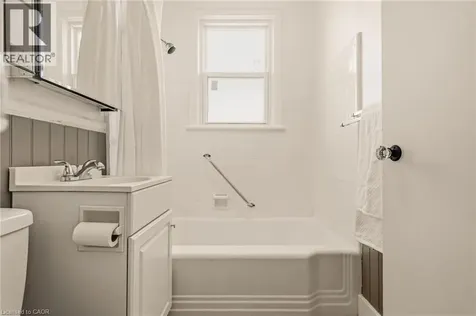 31 Cameron Avenue Dundas ON L9H 1P6