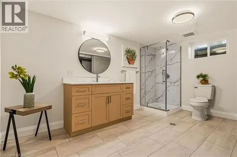 31 Cameron Avenue Dundas ON L9H 1P6