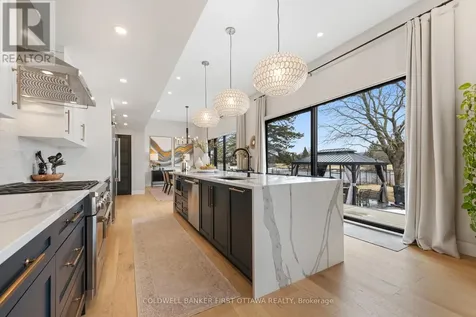 1060 River Road Ottawa ON K4M 1B4