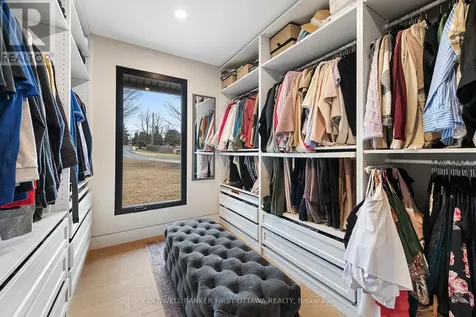 1060 River Road Ottawa ON K4M 1B4