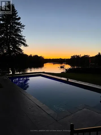 1060 River Road Ottawa ON K4M 1B4