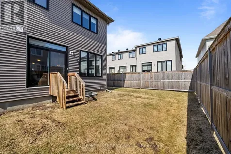133 Angelonia Crescent Ottawa ON K1T 0Y5