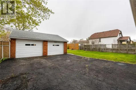 1003 Michigan Avenue Sarnia ON N7T 7B7