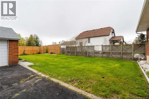 1003 Michigan Avenue Sarnia ON N7T 7B7