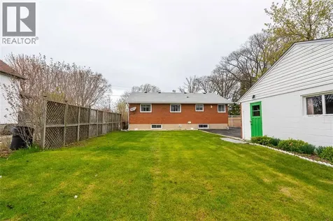 1003 Michigan Avenue Sarnia ON N7T 7B7