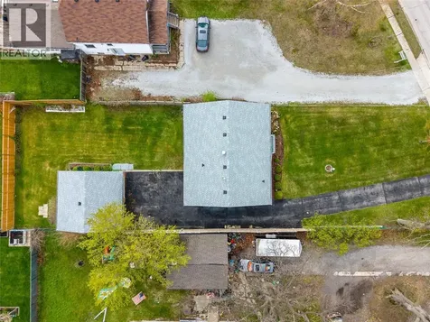 1003 Michigan Avenue Sarnia ON N7T 7B7
