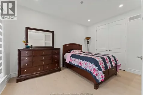 570 Orchard Crescent Windsor ON N9E 0B2