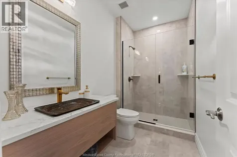 570 Orchard Crescent Windsor ON N9E 0B2
