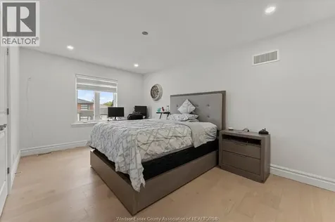 570 Orchard Crescent Windsor ON N9E 0B2