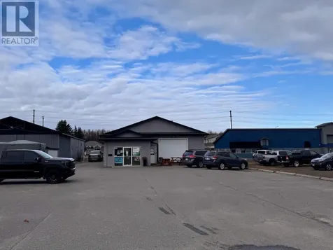 2 1126 Roland Street Thunder Bay ON P7B 5M4