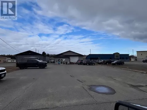 2 1126 Roland Street Thunder Bay ON P7B 5M4