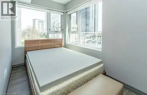 321 Spruce Street Waterloo ON N2L 0G4