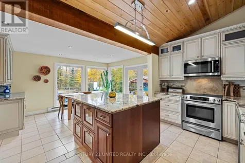 25 Sugarbush Boulevard Trent Lakes ON K0L 1J0