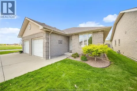 1977 Kirkland Avenue Windsor ON N8P 1P7