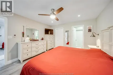 1977 Kirkland Avenue Windsor ON N8P 1P7