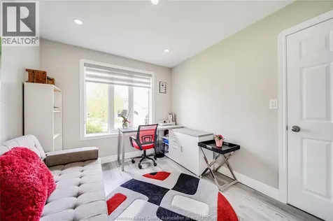 1977 Kirkland Avenue Windsor ON N8P 1P7