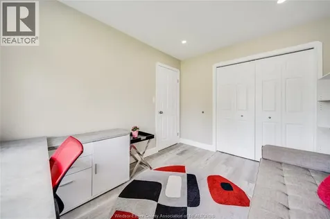 1977 Kirkland Avenue Windsor ON N8P 1P7