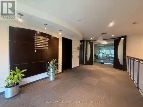 106 Colonnade Road North Ottawa ON K2E 7L6