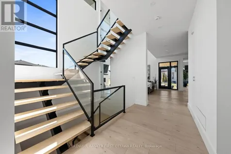 781 Mcmanus Avenue Ottawa ON K4M 0E8