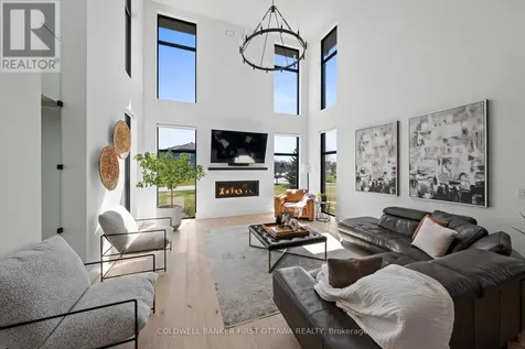 781 Mcmanus Avenue Ottawa ON K4M 0E8