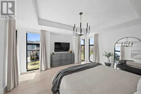 781 Mcmanus Avenue Ottawa ON K4M 0E8