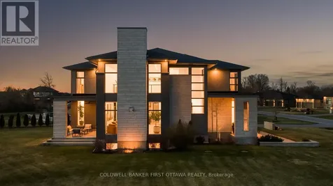 781 Mcmanus Avenue Ottawa ON K4M 0E8