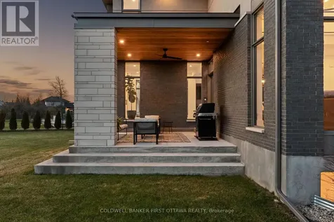 781 Mcmanus Avenue Ottawa ON K4M 0E8