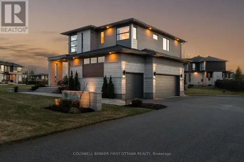 781 Mcmanus Avenue Ottawa ON K4M 0E8