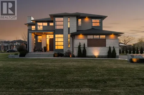 781 Mcmanus Avenue Ottawa ON K4M 0E8