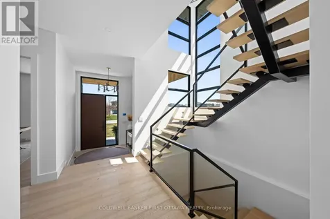 781 Mcmanus Avenue Ottawa ON K4M 0E8