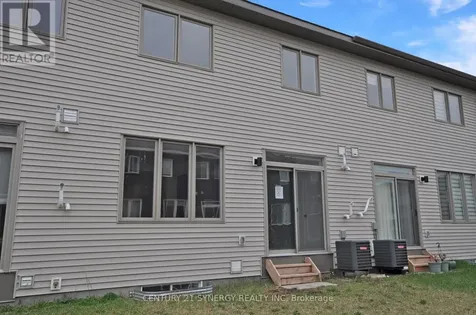 284 Ormiston Crescent Ottawa ON K2J 7E4