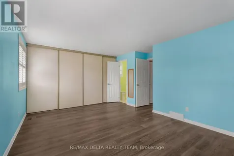 6043 Valley Field Crescent Ottawa ON K1C 5P2
